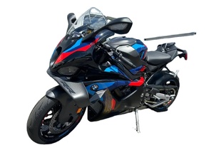 Moto sportive authentique BMW M 1000RR 2024 à vendre et prête à être livrée - Product Image 4