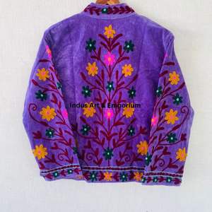 Chaqueta Suzani India Hecha a Mano, Chaqueta Corta Bordada a Mano, Abrigo Unisex, Chaqueta Corta Suzani Hecha a Mano - Product Image 5