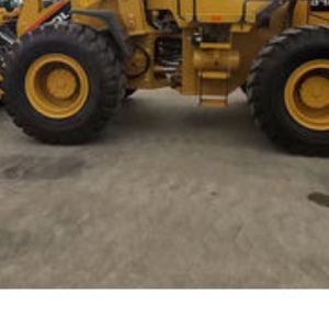 Pour Kubota Mini tracteur à pied d'occasion 25hp 30hp 35hp 40hp avec chargeur frontal et chargeuse-pelleteuse 4WD par roue" - Product Image 6