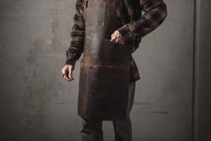 Delantal de trabajo de madera de cuero hecho a mano Herrero Barbacoa Chef Delantal de cuero - Product Image 4