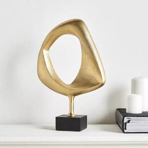 Escultura de cadena de Metal de diseño abstracto chapado en oro de lujo diseño personalizado vajilla de metal - Product Image 4