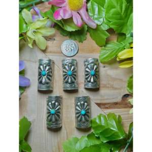 Attache-cheveux artisanale en turquoise de Kingman et argent sterling, fabrication Navajo - Product Image 4