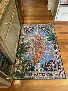 Handcrafted Premium Tufted Rug Animal <b>Print</b> Multi Color Soft Carpet for Living Room Wholesale Deal - Product Image 2