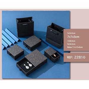Scatola regalo portagioie 7x7x3cm presentazione elegante per oggetti di valore - Product Image 1