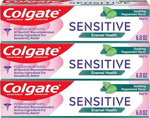 Pasta de Dientes Colgate MaxFresh Clean Mint con Tiras Refrescantes UltraFreeze, Frescura Duradera 10 Veces Más, Paquete de 5 - Product Image 3