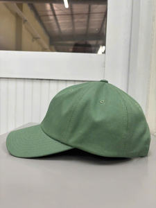 Casquette de baseball en coton non structurée avec logo brodé personnalisé, tenue décontractée et sportive pour adultes, fabriquée à l'usine Injae Vina - Product Image 2