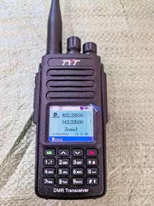 Pour TYT 10W <span class=keywords><strong>MD</strong></span>-UV390 DMR talkie-walkie numérique son clair haute capacité étanche double bande UV pour les grands événements certifiés FCC - Product Image 4