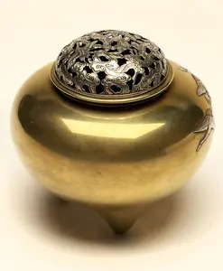 Brûleur d'encens religieux en laiton pour aromathérapie, pour la maison, le bureau, Bakhoor arabe, naturel et durable, design personnalisé disponible - Product Image 5