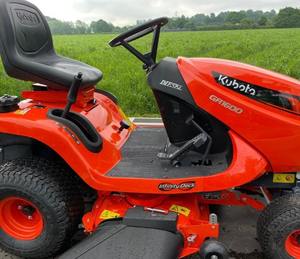 Cortadora de Césped Kubota GR2120 4WD Diésel, Tractor Cortacésped para Jardineros y Agricultores - Product Image 3