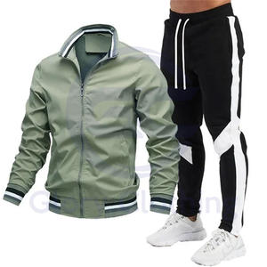 Vente en gros de survêtements pour hommes sublimation personnalisés de haute qualité dernière nouvelle conception de survêtements décontractés respirants sublimation pour hommes - Product Image 4