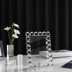 Cadre blanc minimaliste moderne avec bordure chromée, cadre de portrait à bord incurvé, cadres en verre décoratifs de qualité supérieure pour bureau, vente en gros - Product Image 3