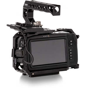 Cámara de cine de bolsillo 6K G2 con empuñadura de batería y jaula Tilta - Product Image 4