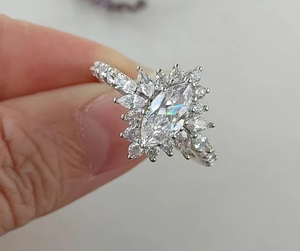 แหวนเพชรโมอิสซาไนต์เงินแท้ 925 ของขวัญสำหรับงานแต่งงาน/งานหมั้น - Product Image 1