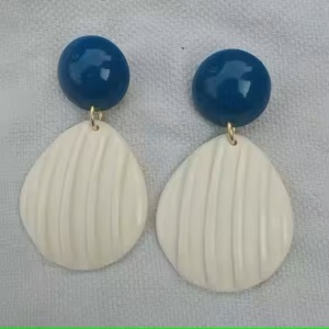 ต่างหูเรซินสวยงามทำด้วยมือ - Product Image 6