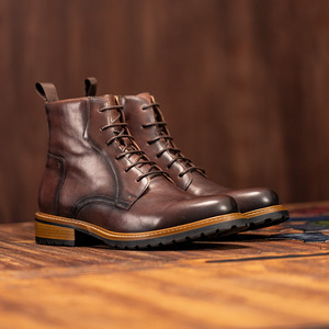 Botines Clásicos de Gamuza Marrón con Suela Antideslizante y Plantilla Acolchada para Mujer, Ideales para Oficina y Reuniones de Negocios - Product Image 2