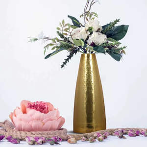 Vase à fleurs en fer artisanal nordique, style côtier, plaqué or martelé, design de haute qualité, centre de table de mariage, décoration de la maison - Product Image 5