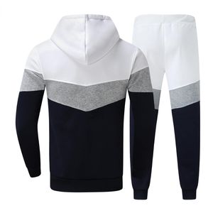 Chándal deportivo para hombre para entrenamiento a precio bajo, ropa de gimnasio al por mayor, conjunto de pantalones de chándal y sudadera con capucha y logotipo personalizado - Product Image 6