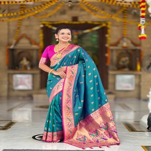 Sari de Seda Paithani Suave VASTRA COTTAGE con Zari Meenakari, Borlas de Pallo de Pavo Real, Ropa Étnica Festiva para Mujer, para Bodas - Product Image 1