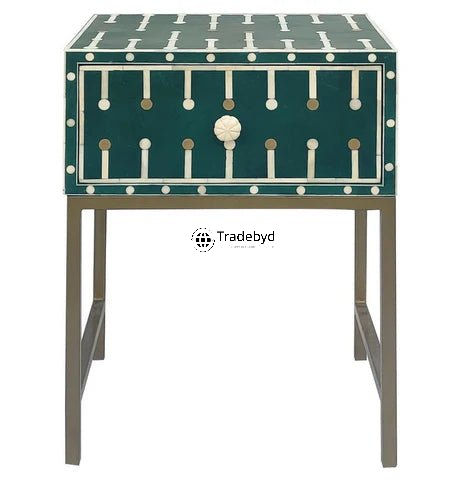 Available in different Colors