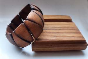 Cada brazalete y pulsera de madera de diseño único tamaño personalizado pulseras de madera brazalete hecho a mano flor brazalete de madera - Product Image 6