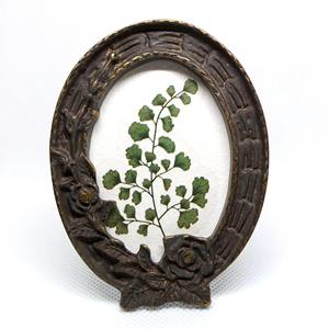 Stylish <b>Black</b> Metal Floral Design <b>Frame</b> Elegant Decorative Picture Holder Tabletop <b>Photo</b> Display for Home Office Art Gift Decor - Product Image 5