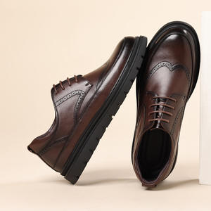 Zapatos de vestir de cuero para hombre de alta calidad, antiarrugas, impermeables, fáciles de limpiar, duraderos, para oficina, bodas y uso diario. - Product Image 3