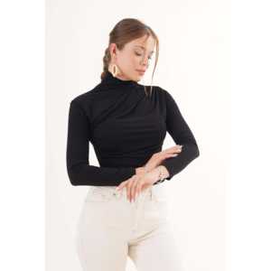 Blusa Negra de Cuello Alto con Hombros y Cintura Fruncidos, Tejido de Punto, Venta al Por Mayor - Product Image 5