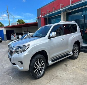 Volante a la izquierda recién usado SUV Toyota Land Cruisers Prado Diesel Coche usado Precio al por mayor Entrega rápida Compre hoy En stock - Product Image 3