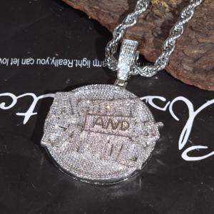 Collier pendentif rond en argent 925 plaqué or avec diamant moissanite VVS, best-seller, pour homme, style hip-hop glacé - Product Image 2