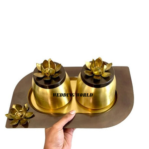 Servidor de Nueces con Acabado Dorado Mate, Frasco para Dulces Hecho a Mano de Calidad Superior, Frasco Redondo de Metal Elegante para Frutos Secos - Product Image 5