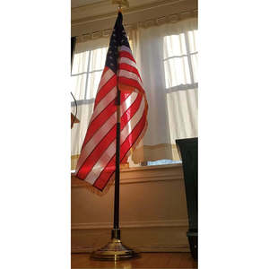 ธงชาติอเมริกัน ขนาด 3x5 ฟุต แบบมีปลอกหุ้มเสา ผลิตในสหรัฐอเมริกา พร้อมดาวปักและขอบสีทอง ทำจากโพลีเอสเตอร์คุณภาพสูง - Product Image 2