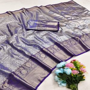 Sari de Seda Kanjivaram Premium VASTRA COTTAGE con Tejidos Florales de Zari, Borde en Contraste, Pallu Rico, Combinado con Blusa de Brocado - Product Image 3