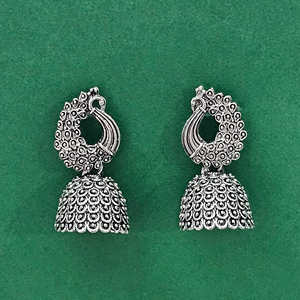 Superbe collection exclusive Boucles d'oreilles en paon au design impeccable avec placage oxydé Bijoux à la mode - Product Image 1