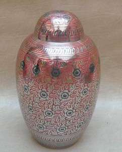 Urne de crémation pour adultes en aluminium la plus vendue fabriquée à la main avec une urne de cendres commémoratives de style européen personnalisable - Product Image 5