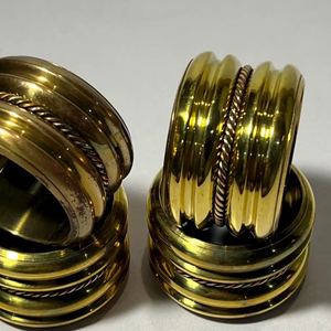 Anneau de serviette en métal rustique, parfait pour les espaces de repas de style campagnard, avec un caractère décoratif naturel et chaleureux - Product Image 1