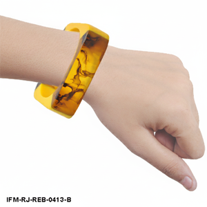 กำไลเรซิ่นเรืองแสงทันสมัย ดีไซน์เรขาคณิตทรงสี่เหลี่ยมลายกระดองเต่าและสีเหลืองมัสตาร์ด กำไลข้อมือโดดเด่นสะดุดตา - Product Image 6