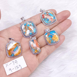 Pendentif multi-formes en turquoise d'huître en argent sterling 925 avec lunette sertie de pierres précieuses fines Cadeau pour les femmes Superbe vente en gros - Product Image 1