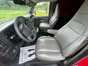 Usado 2017 Chevrolet Express 2500 - Product Image 3