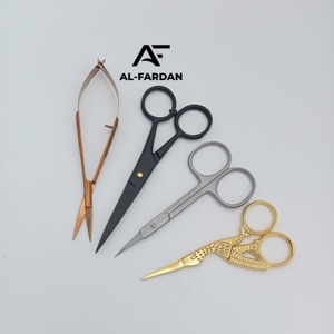 Tijeras Profesionales Japonesas de Acero Inoxidable J2 con Hoja Curva Afilada para Manicura, Uñas, Cutículas y Cejas - Product Image 1