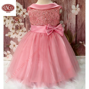 High Fashion Luxury Girls' Party Dress Satin O-Neck Collar Casual Layered Maxi Style Summer Print Short <b>Bows</b> Knee-Length Shorts - Product Image 3