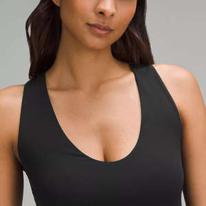 เสื้อชั้นในกีฬาแบบ U-Neck ระบายอากาศได้ดี สำหรับผู้หญิง รองรับหนัก สายปรับได้ น้ำหนักเบา ไซส์ใหญ่พิเศษ สำหรับโยคะ แบบเปิดหลัง สีดำ - Product Image 4