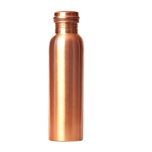 Ayurveda nouvelle bouteille d'eau en cuivre pur de conception hydraulique avec couvercle flacon étanche pour bouchon de fitness inclus - Product Image 3