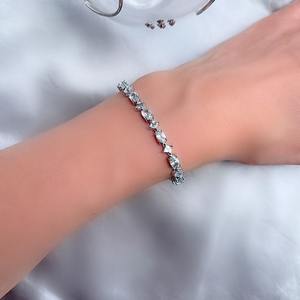 Pulsera de Tenis Clásica y Moderna para Mujer, Plata de Ley 925, Gema de Topacio Azul, Joyería Hecha a Mano, Chapada en Rodio y Oro - Product Image 5