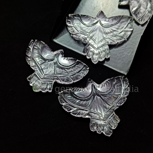 Pierre précieuse sculptée en cristal naturel de quartz d'aigle, pierre précieuse en cristal de quartz, sculpture à la main lâche pour la fabrication de pendentifs, vente de cristal 40mm - Product Image 1