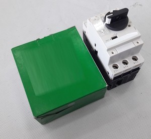 Nouveau et 100% disjoncteur d'origine LV432895 - Product Image 6