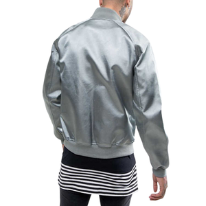 Chaquetas universitarias de satén de alta calidad OEM para hombre, ropa de calle de béisbol ligera, estilo cierre a presión, puños a rayas, cuello levantado - Product Image 2