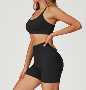 Conjunto de gimnasio sin logo: Top con tirantes, chaleco de entrenamiento, shorts fruncidos, traje deportivo halter, ropa de fitness, top corto racerback - Product Image 2