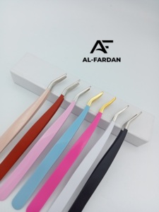 Pinzas aplicadoras de pestañas de acero inoxidable sostenibles en colores personalizados con pinzas de pestañas postizas de puntos dorados y pulidos - Product Image 3