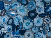 L'agate bleue de conception moderne couvre de tuiles la finition extérieure polie par pierre semi-précieuse naturelle qui respecte l'environnement pour des hôtels Offre Spéciale