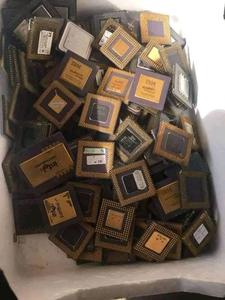 เศษเซรามิก CPU คุณภาพสูงสำหรับการสกัดทอง วัสดุอิเล็กทรอนิกส์เหลือใช้ ขายส่งจำนวนมาก มีสินค้าในสต็อก พร้อมจัดส่งทั่วโลกทันที - Product Image 6